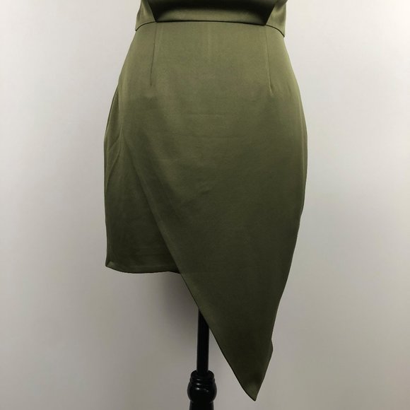 Elliatt Olive Green Draped Halter Dress - Picture 6 of 8